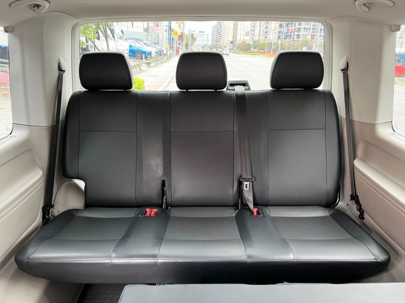 Volkswagen 福斯  T6  T6 CARAVELLE 2018 Volkswagen Caravelle T6 9人座 2+2+2+3 全車超漂亮 車況超讚 福斯 箱型車 | 新北市汽車商業同業公會｜TACA優良車商聯盟｜中古、二手車買車賣車公會認證保固