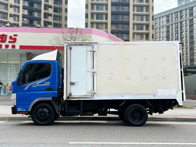 Mitsubishi  Canter 2015 MITSUBISHI CANTER 11呎半 自排 高廂 雙芯尾門 只跑16萬 FUSO 堅達 貨車 商用車 | 新北市汽車商業同業公會｜TACA優良車商聯盟｜中古、二手車買車賣車公會認證保固