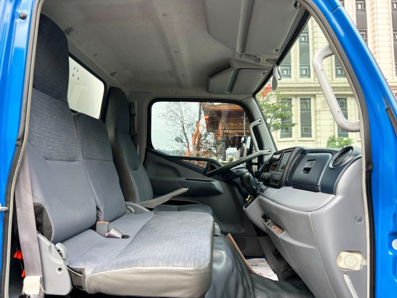 Mitsubishi  Canter 2015 MITSUBISHI CANTER 11呎半 自排 高廂 雙芯尾門 只跑16萬 FUSO 堅達 貨車 商用車 | 新北市汽車商業同業公會｜TACA優良車商聯盟｜中古、二手車買車賣車公會認證保固