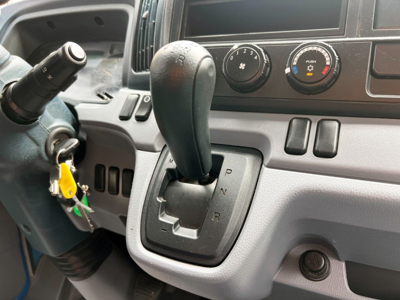 Mitsubishi  Canter 2015 MITSUBISHI CANTER 11呎半 自排 高廂 雙芯尾門 只跑16萬 FUSO 堅達 貨車 商用車 | 新北市汽車商業同業公會｜TACA優良車商聯盟｜中古、二手車買車賣車公會認證保固