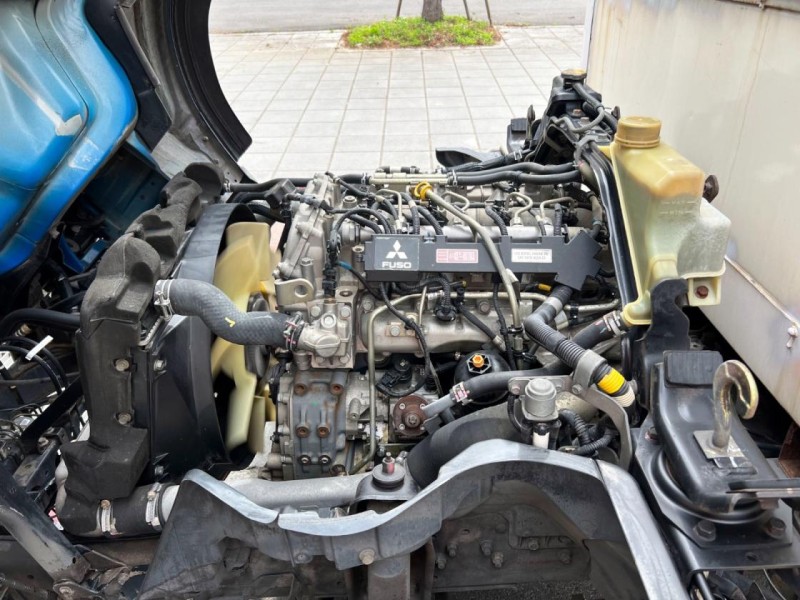 Mitsubishi  Canter 2015 MITSUBISHI CANTER 11呎半 自排 高廂 雙芯尾門 只跑16萬 FUSO 堅達 貨車 商用車 | 新北市汽車商業同業公會｜TACA優良車商聯盟｜中古、二手車買車賣車公會認證保固