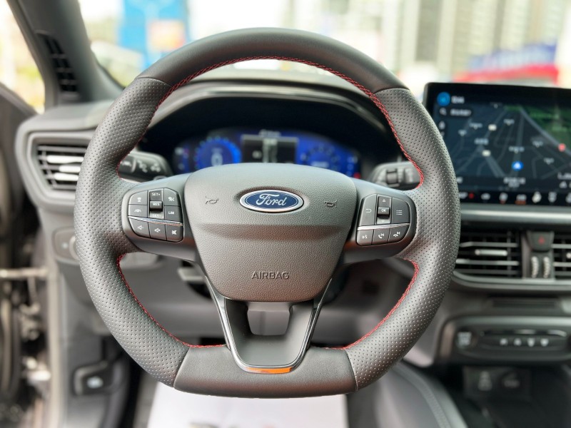 Ford/福特  Focus 2024 Ford Focus 5D ST-Line Vignale 跟新車只差價錢 只跑1.8萬公里 MK4.5 福特 | 新北市汽車商業同業公會｜TACA優良車商聯盟｜中古、二手車買車賣車公會認證保固
