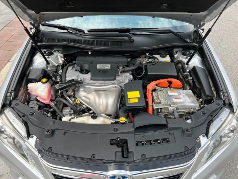 Toyota  Camry 《只跑11萬》2012 Toyota Camry Hybrid-G 超低里程 全車超漂亮 油電車 豐田 冠美麗 安卓機 | 新北市汽車商業同業公會｜TACA優良車商聯盟｜中古、二手車買車賣車公會認證保固