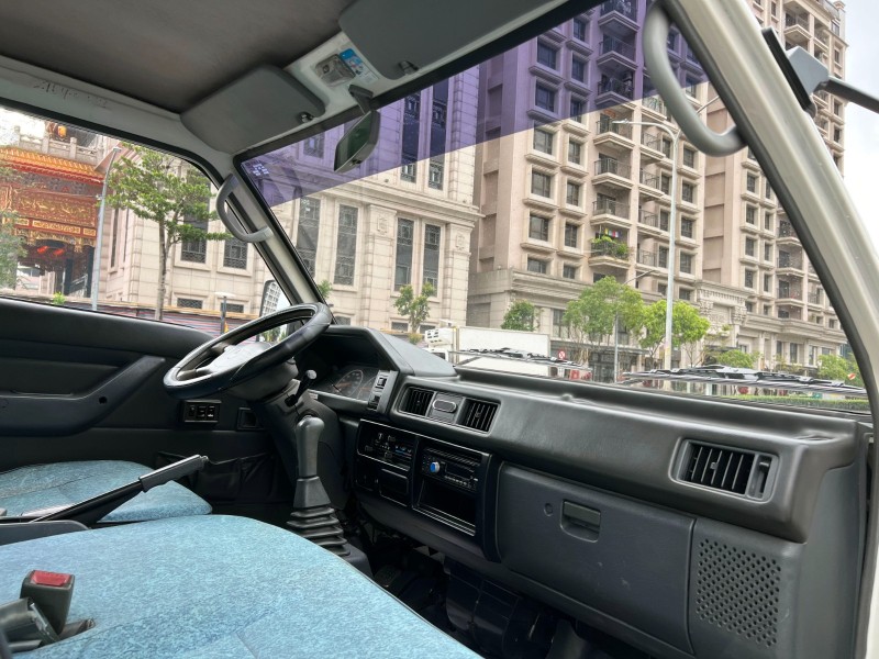 Mitsubishi  Delica 2010 Mitsubishi Delica 得利卡 2.4 箱子 全車如新 車況超讚 只跑13萬 三菱 貨車 商用車 | 新北市汽車商業同業公會｜TACA優良車商聯盟｜中古、二手車買車賣車公會認證保固