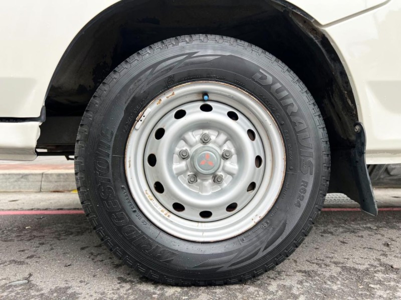 Mitsubishi  Delica 2010 Mitsubishi Delica 得利卡 2.4 箱子 全車如新 車況超讚 只跑13萬 三菱 貨車 商用車 | 新北市汽車商業同業公會｜TACA優良車商聯盟｜中古、二手車買車賣車公會認證保固