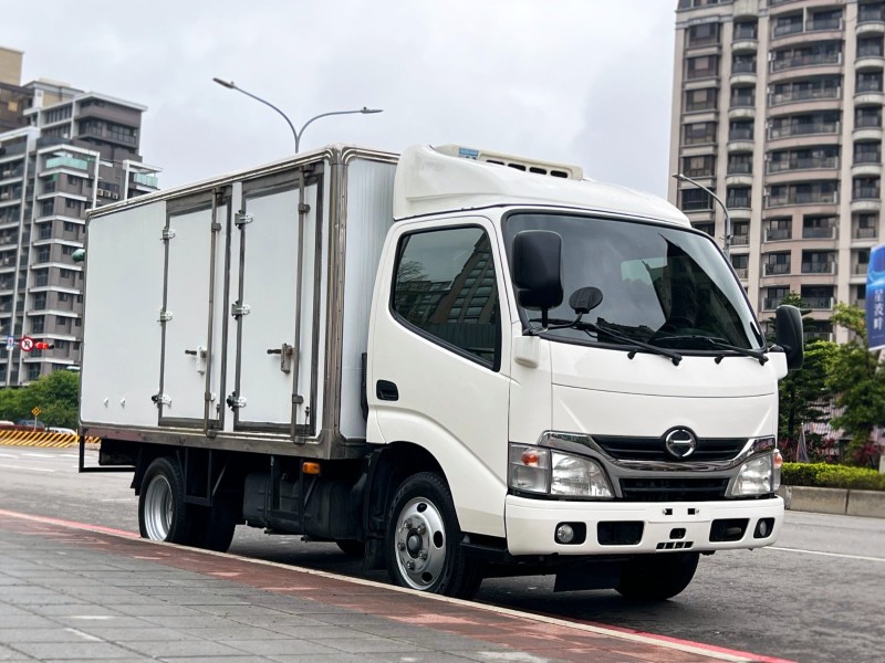 Hino  300 2020 HINO 300 11呎半 -25度 雙溫層冷凍車 全車超漂亮 只跑9萬 車況超讚 日野 貨車 商用車 | 新北市汽車商業同業公會｜TACA優良車商聯盟｜中古、二手車買車賣車公會認證保固