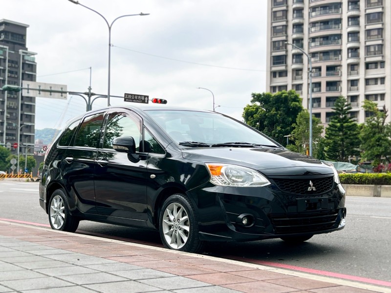 Mitsubishi  Colt Plus 2014 Mitsubishi Colt Plus 一手車 全車如新 只跑11萬公里 可認證 熱門車 掀背車 三菱 代步 | 新北市汽車商業同業公會｜TACA優良車商聯盟｜中古、二手車買車賣車公會認證保固