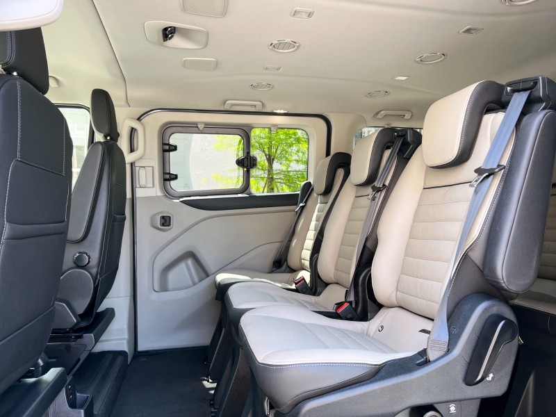 Ford/福特  Tourneo Custom 2022 Ford Tourneo Custom 八座豪華型 一手車 超低里程 只跑1.7萬 新車保固內 旅行家 商務車 | 新北市汽車商業同業公會｜TACA優良車商聯盟｜中古、二手車買車賣車公會認證保固