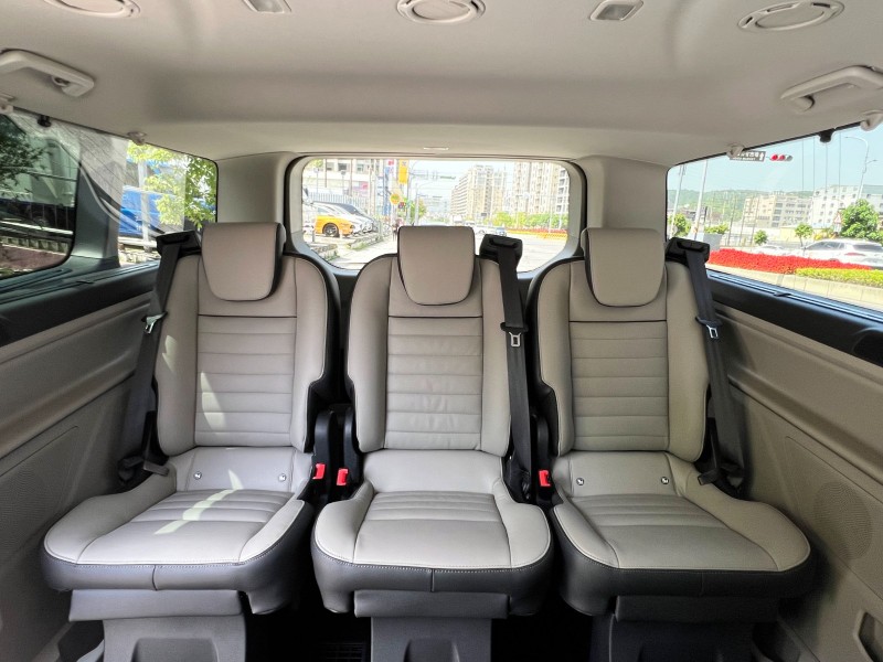Ford/福特  Tourneo Custom 2022 Ford Tourneo Custom 八座豪華型 一手車 超低里程 只跑1.7萬 新車保固內 旅行家 商務車 | 新北市汽車商業同業公會｜TACA優良車商聯盟｜中古、二手車買車賣車公會認證保固
