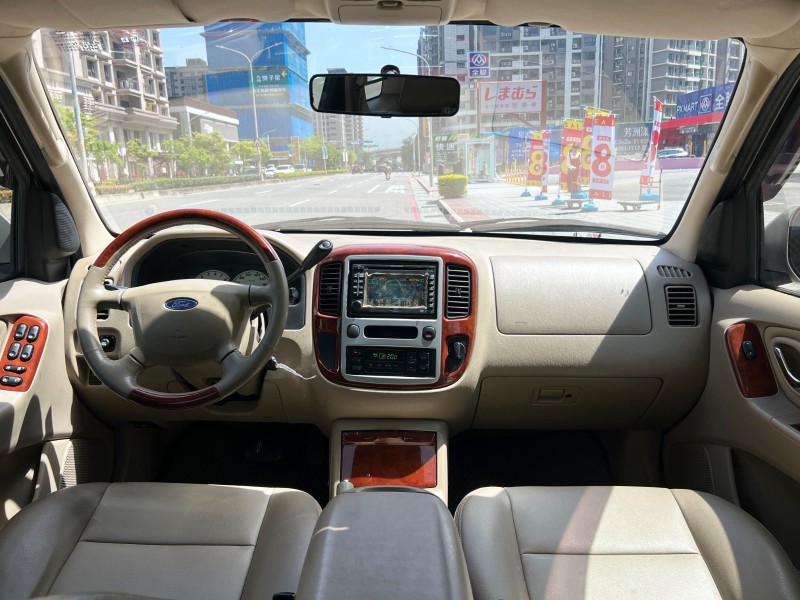 Ford/福特  Escape 2005 Ford Escape 2.3 福特 僅跑20萬 內裝超漂亮 車況超讚 全新輪胎 代步車 休旅車 SUV | 新北市汽車商業同業公會｜TACA優良車商聯盟｜中古、二手車買車賣車公會認證保固