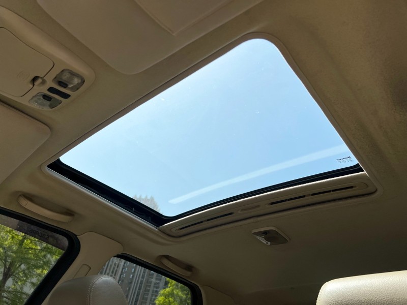 Ford/福特  Escape 2005 Ford Escape 2.3 福特 僅跑20萬 內裝超漂亮 車況超讚 全新輪胎 代步車 休旅車 SUV | 新北市汽車商業同業公會｜TACA優良車商聯盟｜中古、二手車買車賣車公會認證保固