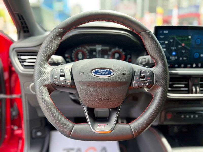 Ford/福特  Focus 2023式 Ford Focus Wagon ST X 德國原裝進口 只跑1萬公里 全車超漂亮 新車保固內 小鋼炮 福特 | 新北市汽車商業同業公會｜TACA優良車商聯盟｜中古、二手車買車賣車公會認證保固
