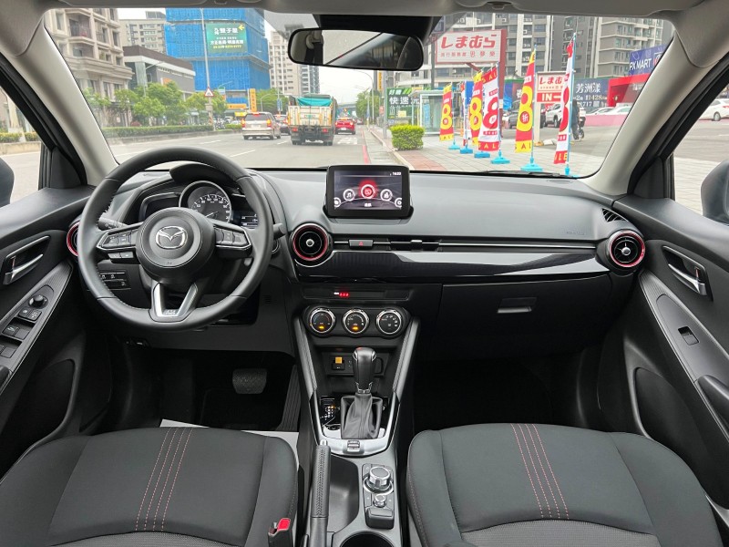 Mazda  Mazda2 《只跑4300公里》2023 Mazda 2 15S Proactive Touring 跟新車只差價錢 馬自達 馬2 | 新北市汽車商業同業公會｜TACA優良車商聯盟｜中古、二手車買車賣車公會認證保固