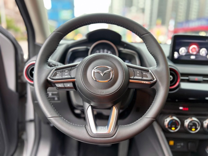 Mazda  Mazda2 《只跑4300公里》2023 Mazda 2 15S Proactive Touring 跟新車只差價錢 馬自達 馬2 | 新北市汽車商業同業公會｜TACA優良車商聯盟｜中古、二手車買車賣車公會認證保固