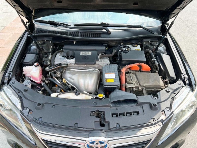 Toyota  Camry 《便宜實惠釋出》2015 Toyota Camry Hybrid-G 里程約22萬 原廠保養 車況超讚 豐田 冠美麗 | 新北市汽車商業同業公會｜TACA優良車商聯盟｜中古、二手車買車賣車公會認證保固