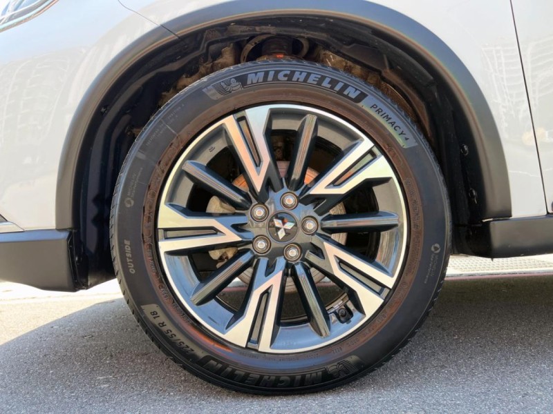 Mitsubishi  Outlander 《全台優質首選》2022 Mitsubishi Outlander S-AWC旗艦型 只跑5.5萬 安卓機 三菱 休旅車 | 新北市汽車商業同業公會｜TACA優良車商聯盟｜中古、二手車買車賣車公會認證保固