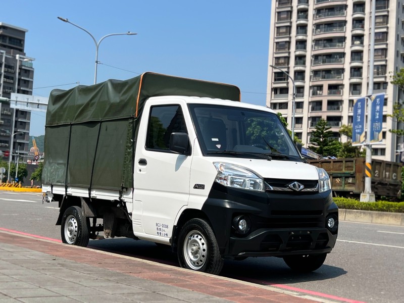 Mitsubishi  Veryca 《自排款》2018 CMC Veryca A190 中華凌厲 超低里程 只跑8萬 原廠保養 固定帆布 貨車 商用車 三菱 | 新北市汽車商業同業公會｜TACA優良車商聯盟｜中古、二手車買車賣車公會認證保固