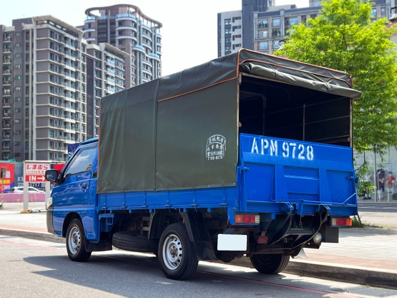 Mitsubishi  Delica 《有升降尾門》2016 Mitsubishi Delica 2.4 固定帆布 全車如新 只跑14萬 得利卡 三菱 貨車 | 新北市汽車商業同業公會｜TACA優良車商聯盟｜中古、二手車買車賣車公會認證保固