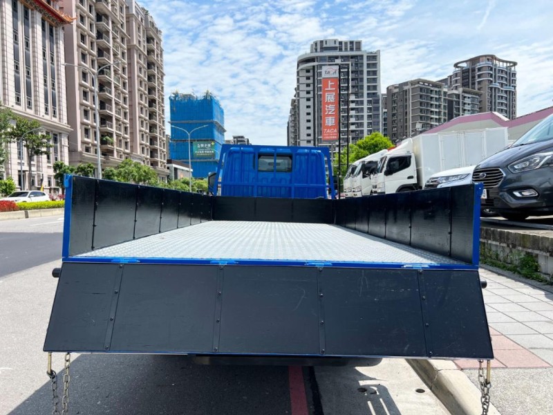 Mitsubishi  Canter 《只跑6萬公里》2023 Mitsubishi Canter 3.0 14尺 鋪花板 一手車 原廠保養 貨車 商用 堅達 | 新北市汽車商業同業公會｜TACA優良車商聯盟｜中古、二手車買車賣車公會認證保固