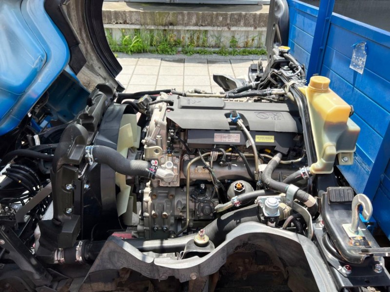 Mitsubishi  Canter 《只跑6萬公里》2023 Mitsubishi Canter 3.0 14尺 鋪花板 一手車 原廠保養 貨車 商用 堅達 | 新北市汽車商業同業公會｜TACA優良車商聯盟｜中古、二手車買車賣車公會認證保固