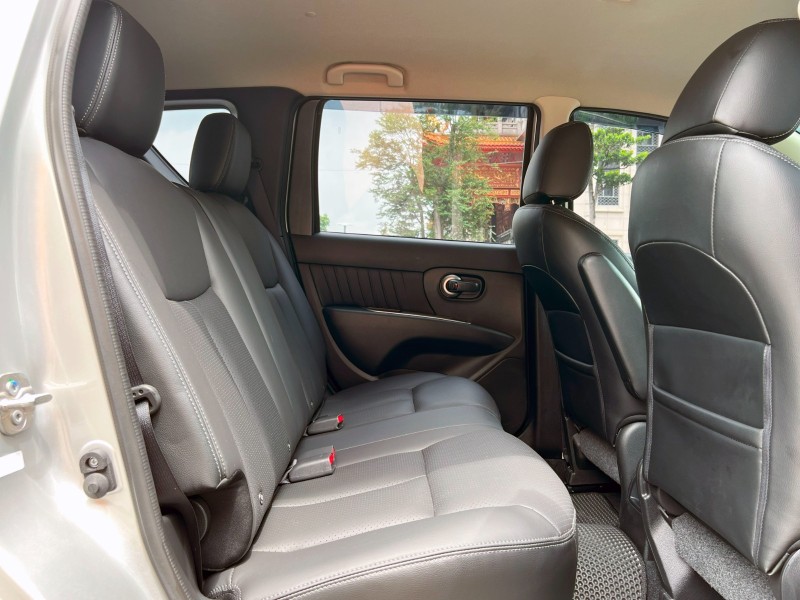 Nissan  Livina 《只跑1.7萬公里》2020 Nissan Livina 1.6 行家皮椅版 全車如新 安卓機 可認證 日產 掀背車 | 新北市汽車商業同業公會｜TACA優良車商聯盟｜中古、二手車買車賣車公會認證保固