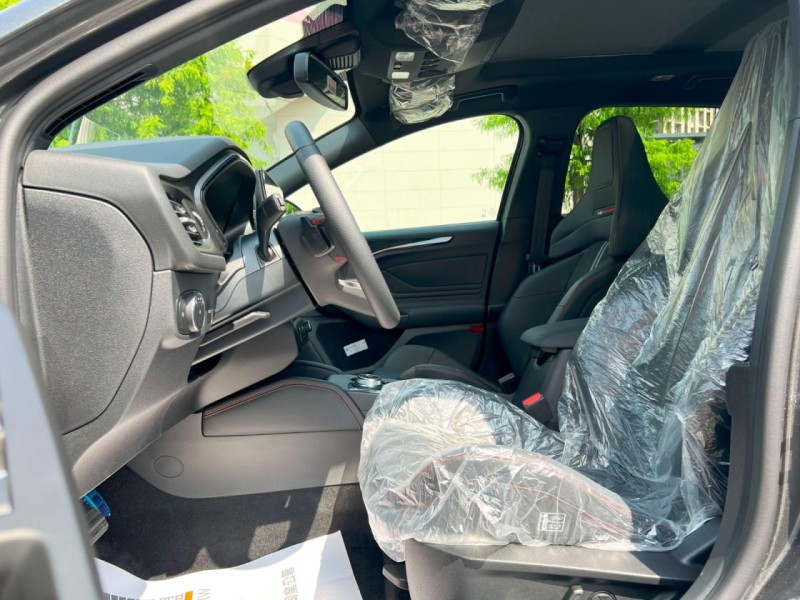 Ford/福特  Focus 《全新領牌車》2024 Ford Focus Wagon ST X 跟新車只差價錢 現省11萬 買這台超划算 原裝進口 | 新北市汽車商業同業公會｜TACA優良車商聯盟｜中古、二手車買車賣車公會認證保固