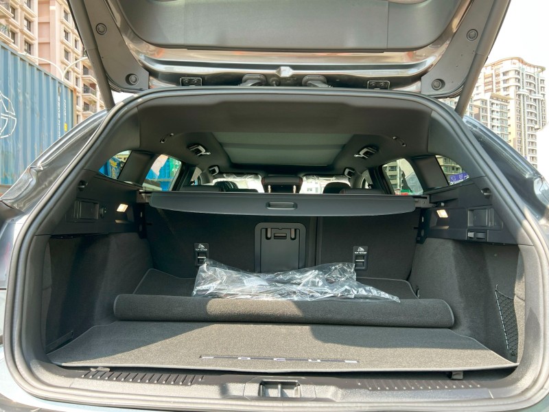 Ford/福特  Focus 《全新領牌車》2024 Ford Focus Wagon ST X 跟新車只差價錢 現省11萬 買這台超划算 原裝進口 | 新北市汽車商業同業公會｜TACA優良車商聯盟｜中古、二手車買車賣車公會認證保固