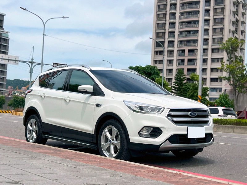 Ford/福特  Kuga 《原廠保固內》2020 Ford Kuga 1.5頂級款 超低里程 只跑5萬 原廠保養 可認證 全車如新 福特 休旅車 | 新北市汽車商業同業公會｜TACA優良車商聯盟｜中古、二手車買車賣車公會認證保固