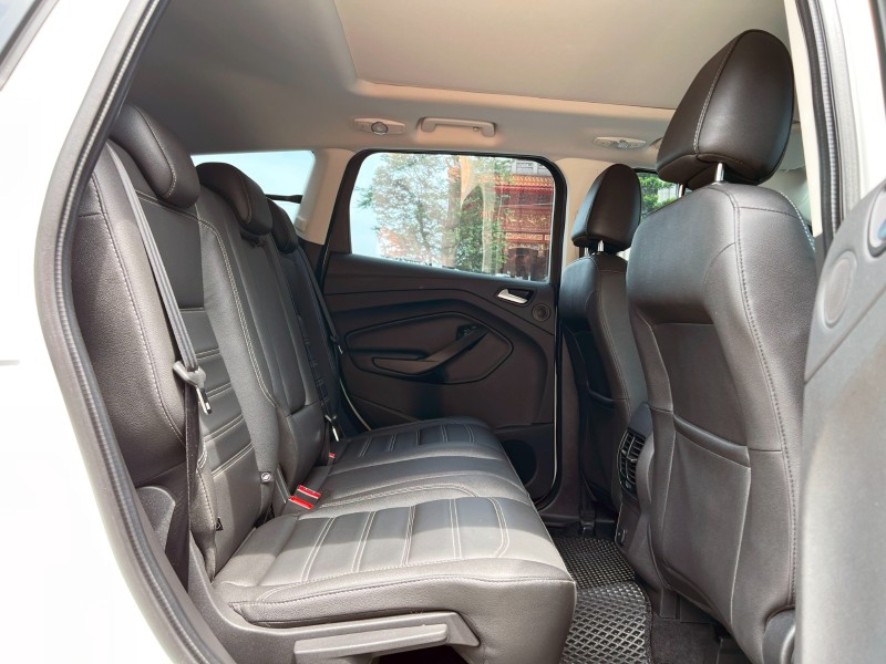Ford/福特  Kuga 《原廠保固內》2020 Ford Kuga 1.5頂級款 超低里程 只跑5萬 原廠保養 可認證 全車如新 福特 休旅車 | 新北市汽車商業同業公會｜TACA優良車商聯盟｜中古、二手車買車賣車公會認證保固