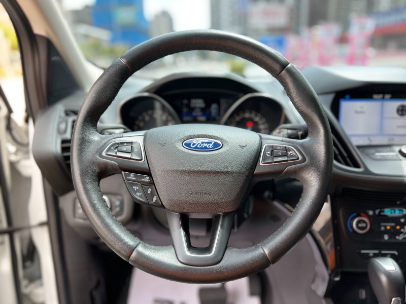 Ford/福特  Kuga 《原廠保固內》2020 Ford Kuga 1.5頂級款 超低里程 只跑5萬 原廠保養 可認證 全車如新 福特 休旅車 | 新北市汽車商業同業公會｜TACA優良車商聯盟｜中古、二手車買車賣車公會認證保固