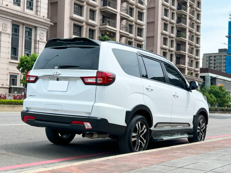Mitsubishi  Zinger 《跟新車只差價錢》2024 CMC Zinger 1.5T 7人旗艦型 只跑1.2萬公里 全車超漂亮 新車保固內 原鈑件 | 新北市汽車商業同業公會｜TACA優良車商聯盟｜中古、二手車買車賣車公會認證保固