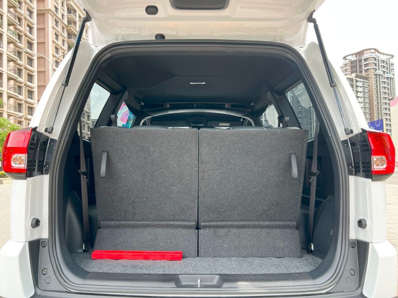 Mitsubishi  Zinger 《跟新車只差價錢》2024 CMC Zinger 1.5T 7人旗艦型 只跑1.2萬公里 全車超漂亮 新車保固內 原鈑件 | 新北市汽車商業同業公會｜TACA優良車商聯盟｜中古、二手車買車賣車公會認證保固