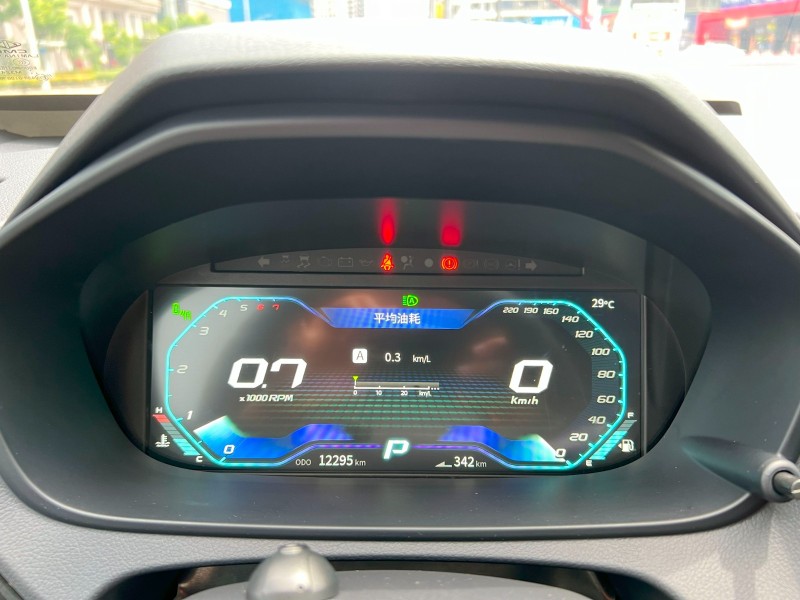Mitsubishi  Zinger 《跟新車只差價錢》2024 CMC Zinger 1.5T 7人旗艦型 只跑1.2萬公里 全車超漂亮 新車保固內 原鈑件 | 新北市汽車商業同業公會｜TACA優良車商聯盟｜中古、二手車買車賣車公會認證保固