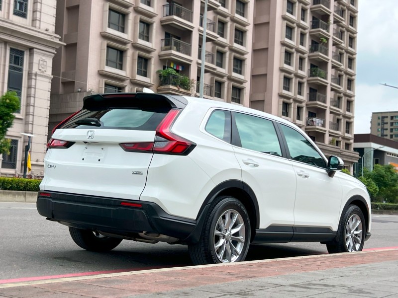 Honda  CR-V 《跟新車只差價錢》2023 Honda CR-V 1.5 VTi-S 只跑1.2萬公里 全車超漂亮 省超過20萬 SUV | 新北市汽車商業同業公會｜TACA優良車商聯盟｜中古、二手車買車賣車公會認證保固