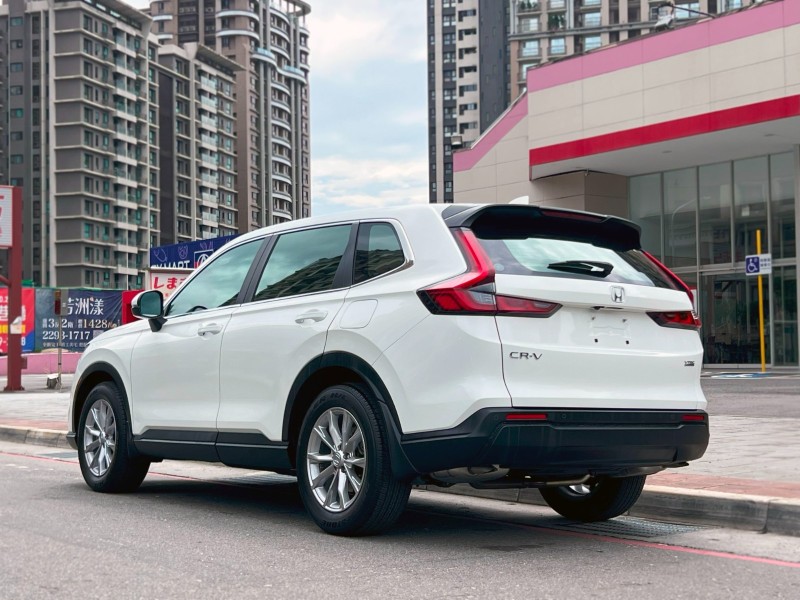 Honda  CR-V 《跟新車只差價錢》2023 Honda CR-V 1.5 VTi-S 只跑1.2萬公里 全車超漂亮 省超過20萬 SUV | 新北市汽車商業同業公會｜TACA優良車商聯盟｜中古、二手車買車賣車公會認證保固
