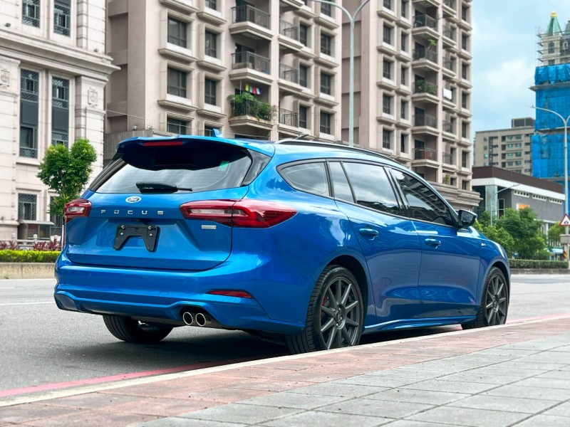 Ford/福特  Focus 《省超過20萬》2023 Ford Focus Wagon 1.5 ST-Line Vignale 只跑2萬 跟新車一樣 | 新北市汽車商業同業公會｜TACA優良車商聯盟｜中古、二手車買車賣車公會認證保固
