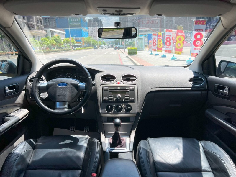 Ford/福特  Focus 《稀有手排》2006 Ford Focus 2.0汽油款 只跑12萬公里 車況超讚 原廠無改裝 五門掀背 MK2 實車價 | 新北市汽車商業同業公會｜TACA優良車商聯盟｜中古、二手車買車賣車公會認證保固