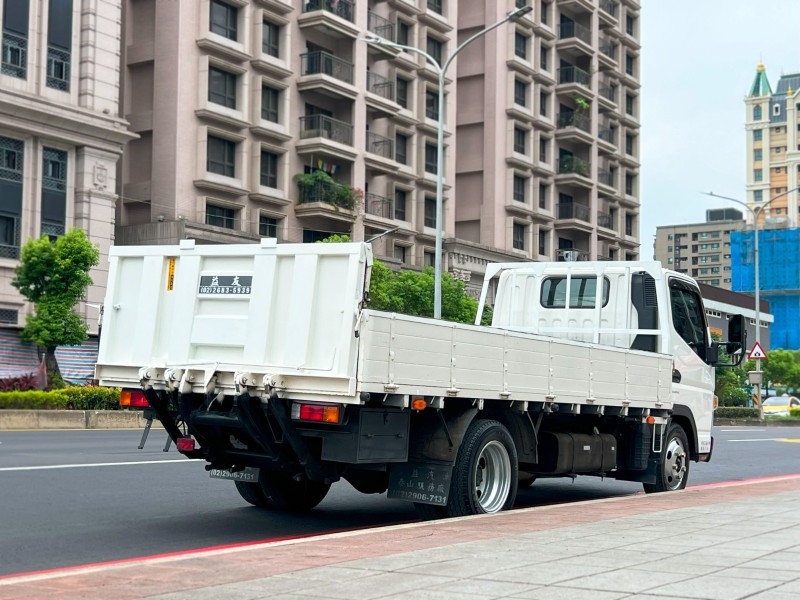 Mitsubishi  Canter 《市場最漂亮》2019 Mitsubishi Canter 自排 14尺 雙芯升降尾門 只跑1萬 堅達 貨車 商用車 | 新北市汽車商業同業公會｜TACA優良車商聯盟｜中古、二手車買車賣車公會認證保固
