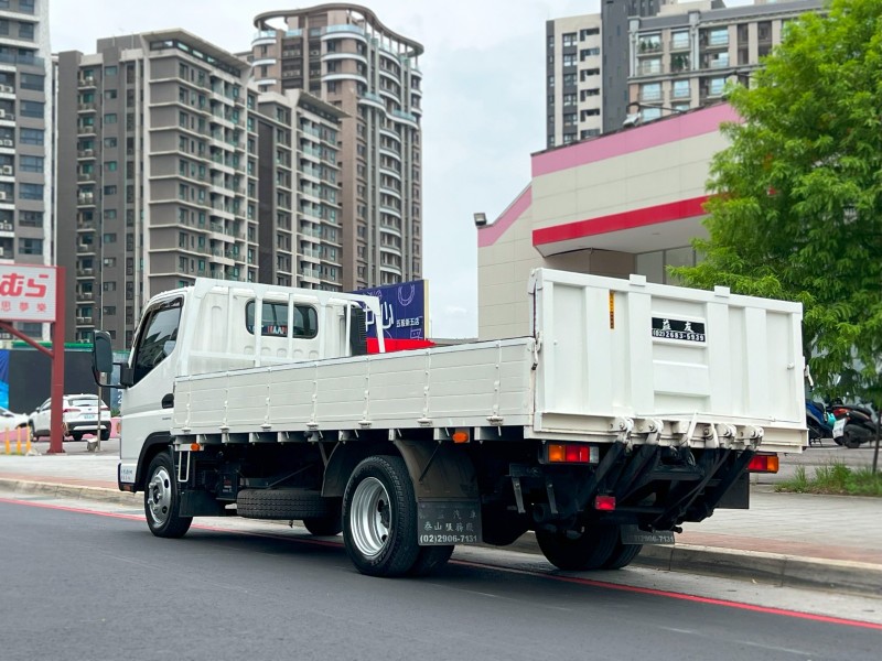 Mitsubishi  Canter 《市場最漂亮》2019 Mitsubishi Canter 自排 14尺 雙芯升降尾門 只跑1萬 堅達 貨車 商用車 | 新北市汽車商業同業公會｜TACA優良車商聯盟｜中古、二手車買車賣車公會認證保固
