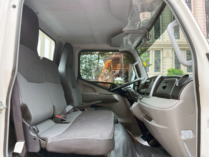 Mitsubishi  Canter 《市場最漂亮》2019 Mitsubishi Canter 自排 14尺 雙芯升降尾門 只跑1萬 堅達 貨車 商用車 | 新北市汽車商業同業公會｜TACA優良車商聯盟｜中古、二手車買車賣車公會認證保固