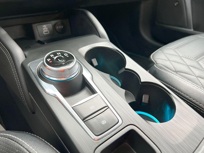 Ford/福特  Focus 《跟新車差30萬》2023 Ford Focus Active 1.5 Vignale 只跑4萬 新車保固內 福特 長高 | 新北市汽車商業同業公會｜TACA優良車商聯盟｜中古、二手車買車賣車公會認證保固