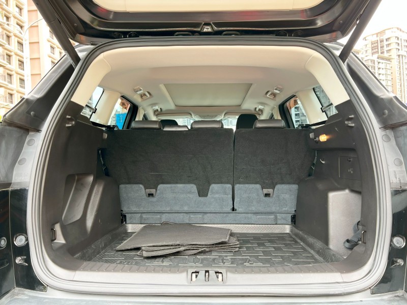 Ford/福特  Kuga 《特價便宜出清》2020 Ford Kuga 1.5 CP360頂級款 全車超漂亮 原廠保養 福特 休旅車 SUV 熱門 | 新北市汽車商業同業公會｜TACA優良車商聯盟｜中古、二手車買車賣車公會認證保固