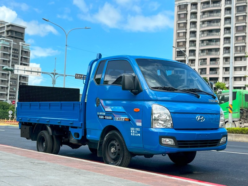 Hyundai  Porter 《自排+升降尾門》2019 Hyundai Porter 2.5 現代 小霸王 全車超漂亮 原廠保養 貨車 商用車 發財 | 新北市汽車商業同業公會｜TACA優良車商聯盟｜中古、二手車買車賣車公會認證保固