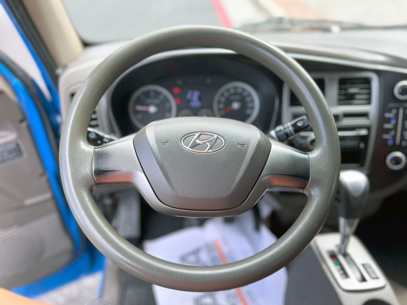 Hyundai  Porter 《自排+升降尾門》2019 Hyundai Porter 2.5 現代 小霸王 全車超漂亮 原廠保養 貨車 商用車 發財 | 新北市汽車商業同業公會｜TACA優良車商聯盟｜中古、二手車買車賣車公會認證保固