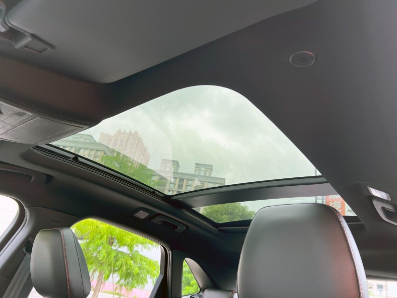 Ford/福特  Kuga 《跟新車只差價錢》2024 Ford Kuga 2.0T AWD ST-Line 客車版 最新款 與新車展間同款 SUV  | 新北市汽車商業同業公會｜TACA優良車商聯盟｜中古、二手車買車賣車公會認證保固