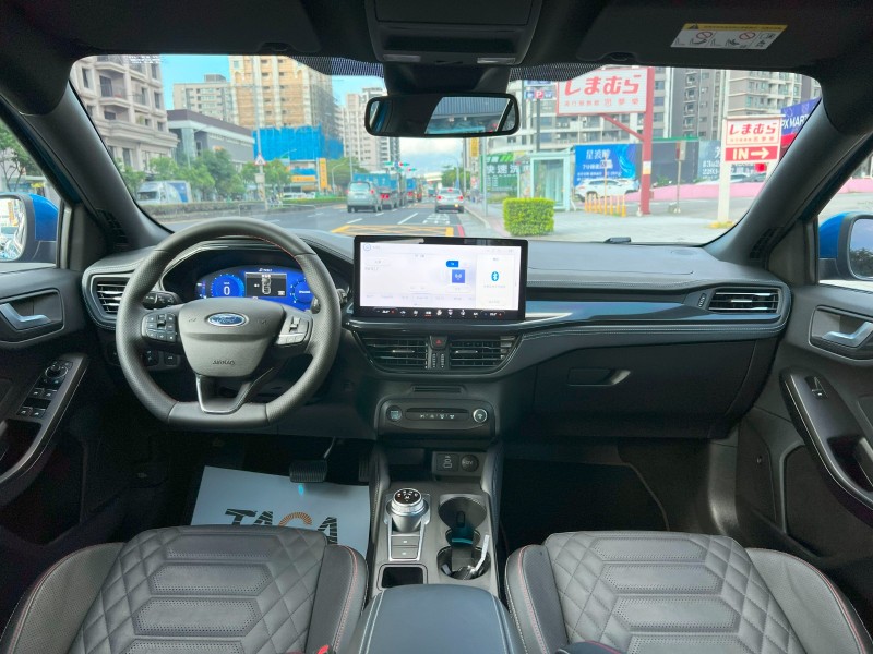 Ford/福特  Focus 《市場優質首選》2023 Ford Focus Wagon 1.5 ST-Line Vignale 只跑5萬 跟新車一樣 | 新北市汽車商業同業公會｜TACA優良車商聯盟｜中古、二手車買車賣車公會認證保固