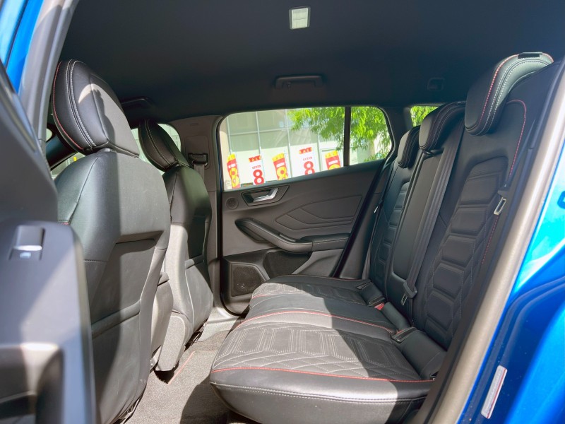 Ford/福特  Focus 《市場優質首選》2023 Ford Focus Wagon 1.5 ST-Line Vignale 只跑5萬 跟新車一樣 | 新北市汽車商業同業公會｜TACA優良車商聯盟｜中古、二手車買車賣車公會認證保固