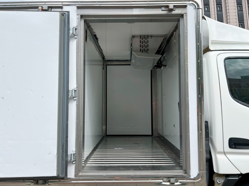 Hino  300 《-25度雙溫層冷凍車》2020 HINO 300 11呎半 超低里程 只跑7萬 原廠保養 全車如新 貨車 商用車 日野 | 新北市汽車商業同業公會｜TACA優良車商聯盟｜中古、二手車買車賣車公會認證保固