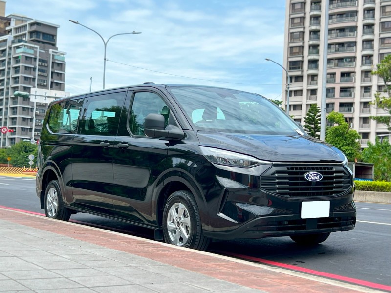 Ford/福特  Tourneo Custom 《全新領牌車》2025 Ford Tourneo Custom Kombi Trend 九座 旅行家 現車不用等 商務車 | 新北市汽車商業同業公會｜TACA優良車商聯盟｜中古、二手車買車賣車公會認證保固