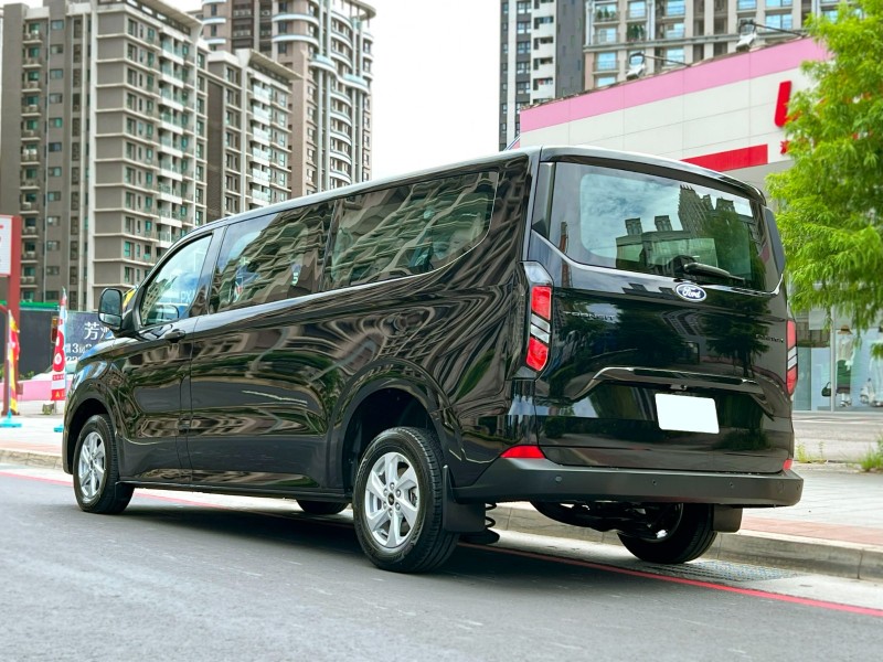 Ford/福特  Tourneo Custom 《全新領牌車》2025 Ford Tourneo Custom Kombi Trend 九座 旅行家 現車不用等 商務車 | 新北市汽車商業同業公會｜TACA優良車商聯盟｜中古、二手車買車賣車公會認證保固